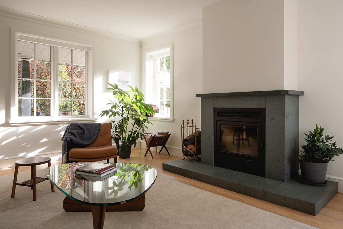 Sala de un proyecto de tipo Viviendas unifamiliares cerca de Montreal (Gran Montreal) por Atelier L'Abri