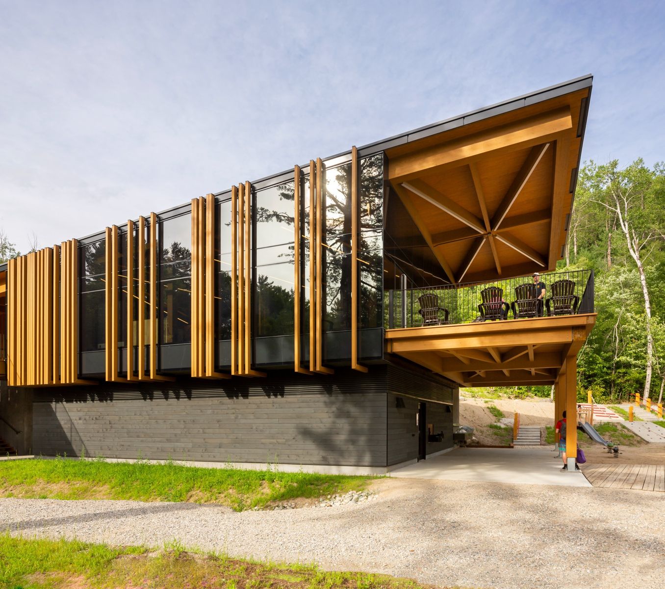 House Exterior from a Glulam Structures project near Abitibi-Témiscamingue by Ambiance Bois Structure
