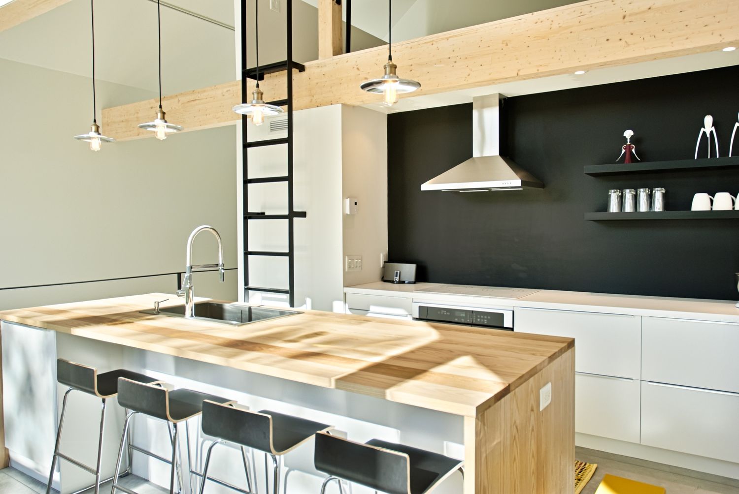 Kitchen from a Single family homes project near Saint-Jerome (Laurentides) by Belvedair
