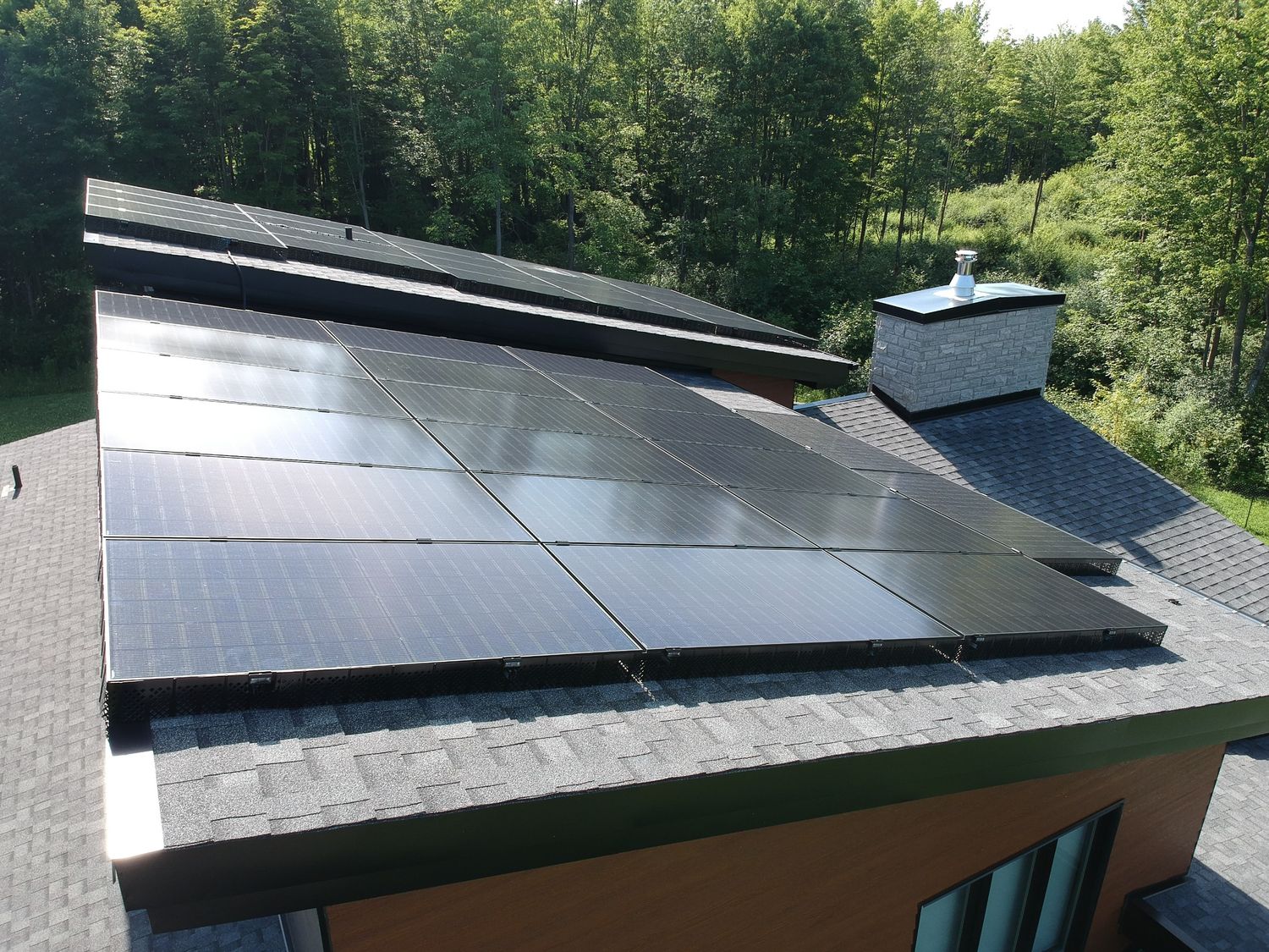  d'un projet de Panneaux solaires photovoltaïques près de Ottawa de Quadra Solar Corp.