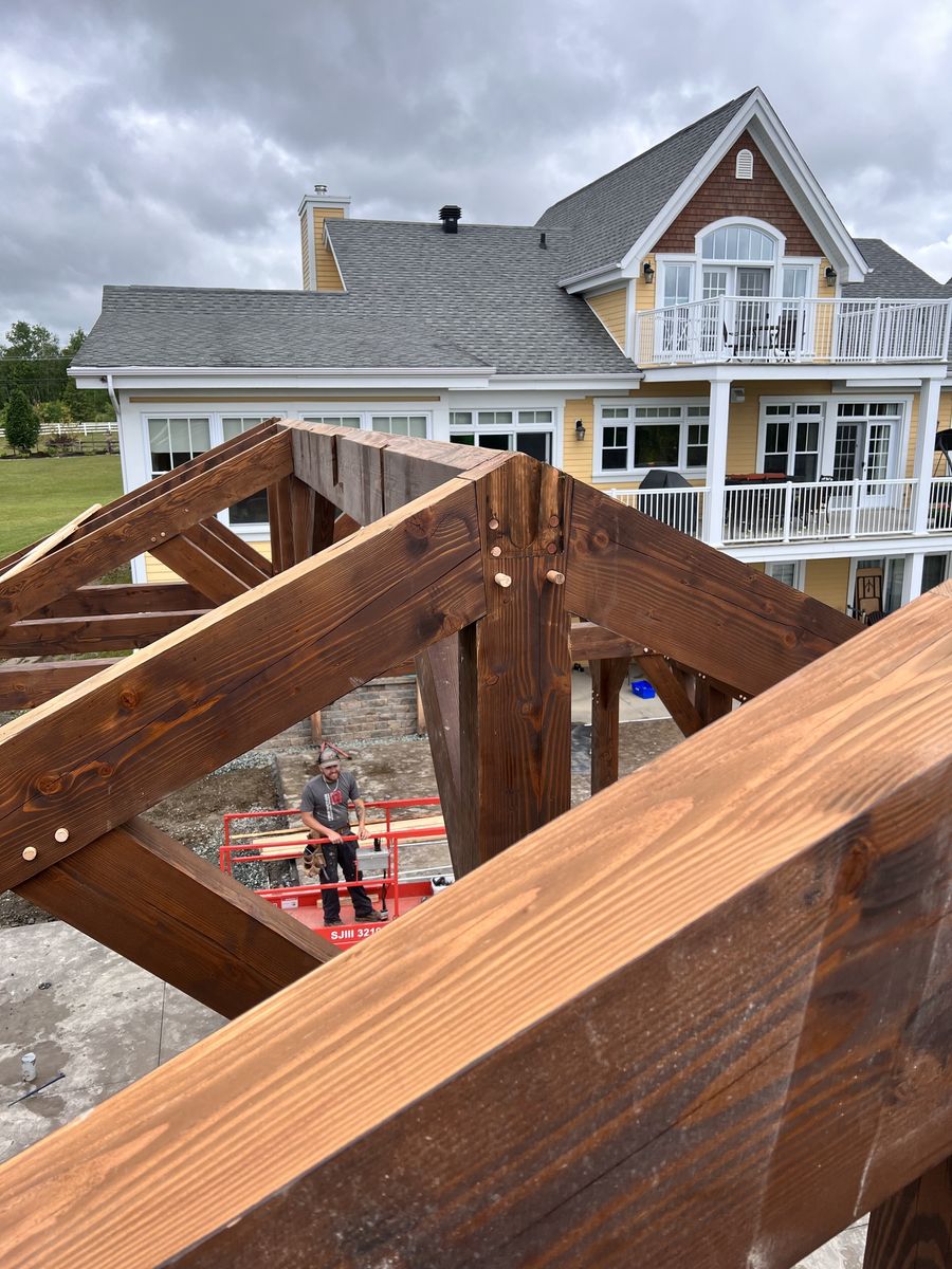 Wall Construction from a Solid wood frames project near Sherbrooke (Estrie) by Construction Latulippe