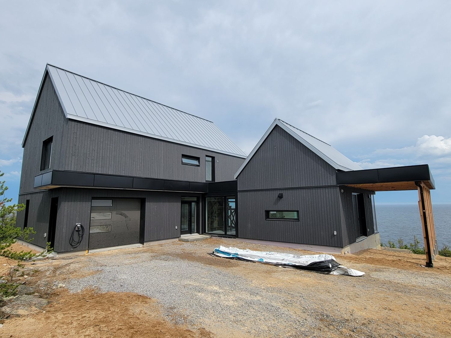 Backyard from a Single family homes project near Saguenay - Lac-Saint-Jean by Solutions Résidentielles