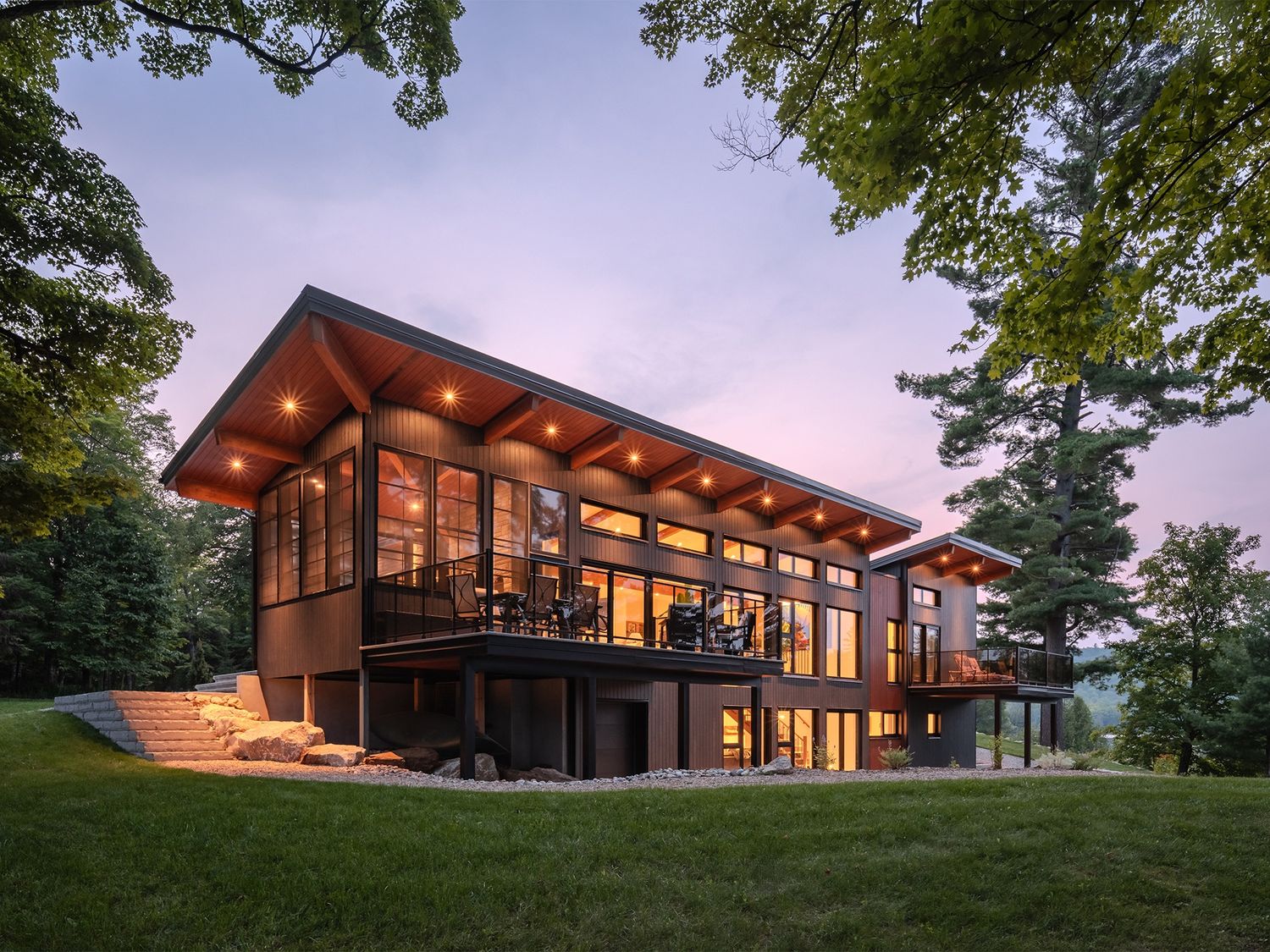 Backyard from a Single family homes project near Montreal (Greater Montreal) by Studio MMA Architects