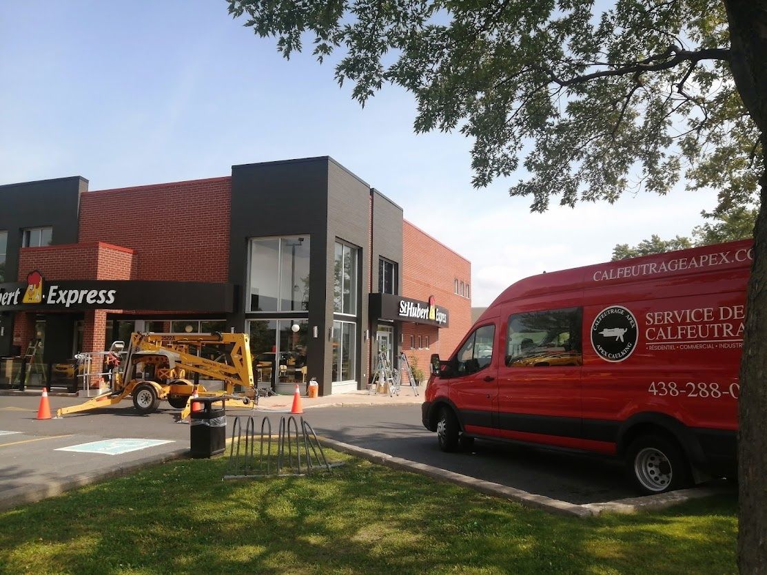Avant rénovation d'un projet de Calfeutrage près de Montréal/Laval/Longueuil (Grand Montréal) de Calfeutrage Apex Inc