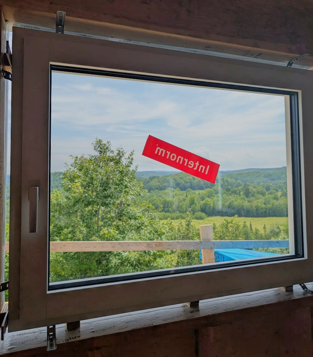  d'un projet de Maisons unifamiliales près de Gatineau (Outaouais) de InterHaus Premium High Performance Windows and Doors