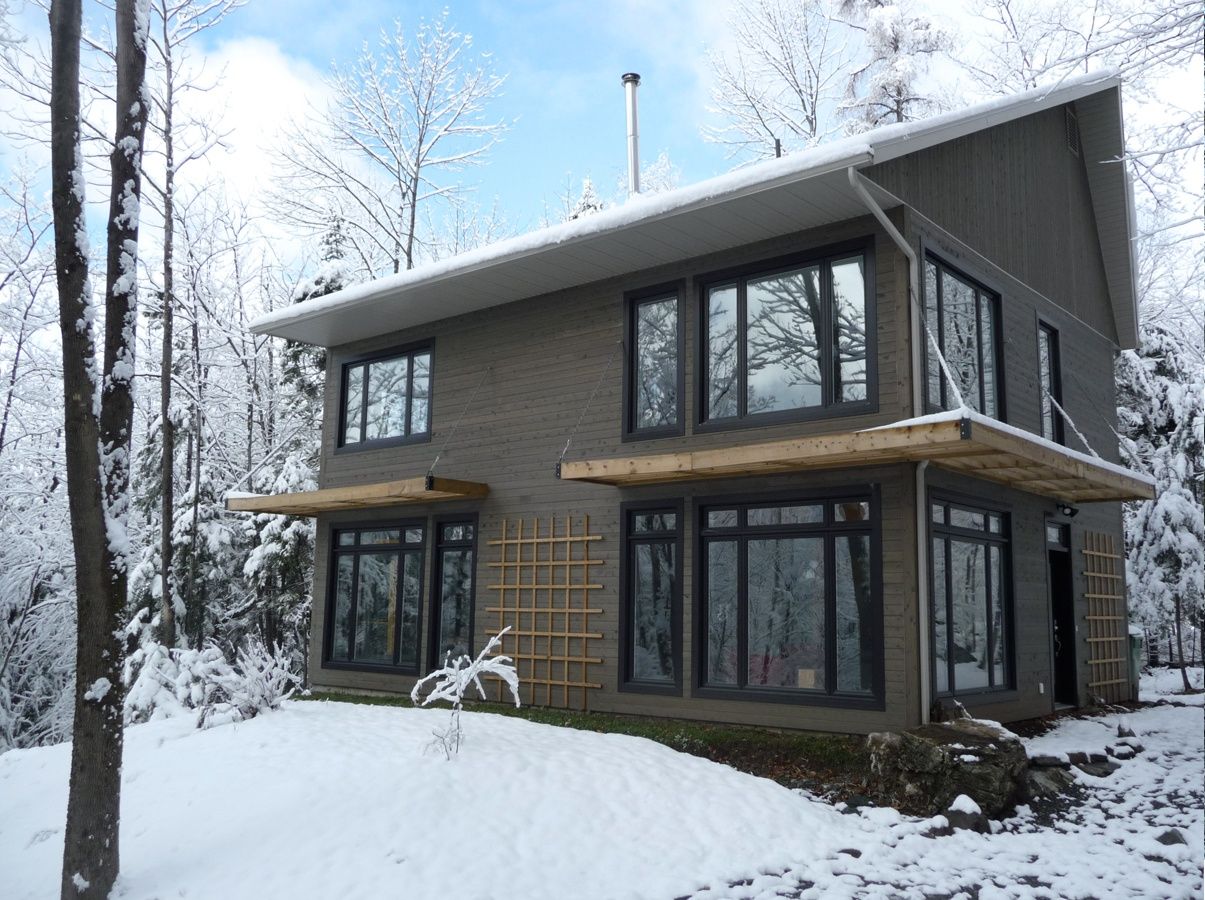House Exterior from a Single family homes project near Sherbrooke (Estrie) by Studio MMA Architects