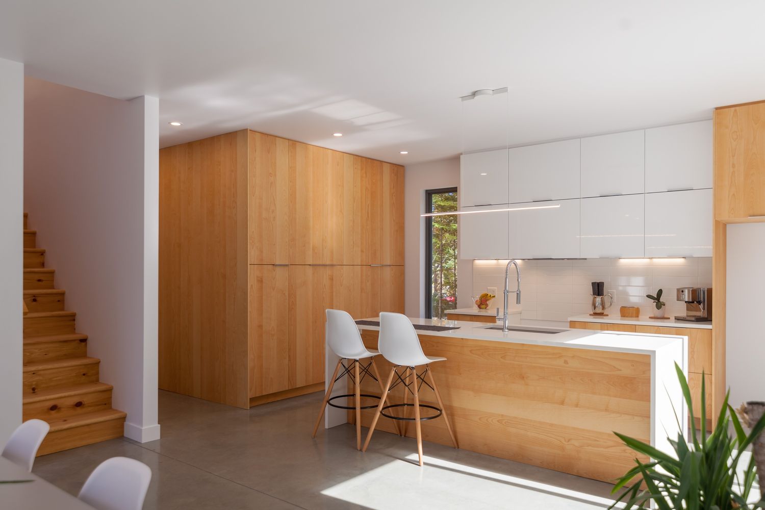 Cuisine d'un projet de Maisons unifamiliales près de Saint-Jérôme/Blainville (Laurentides) de Biophile architecture