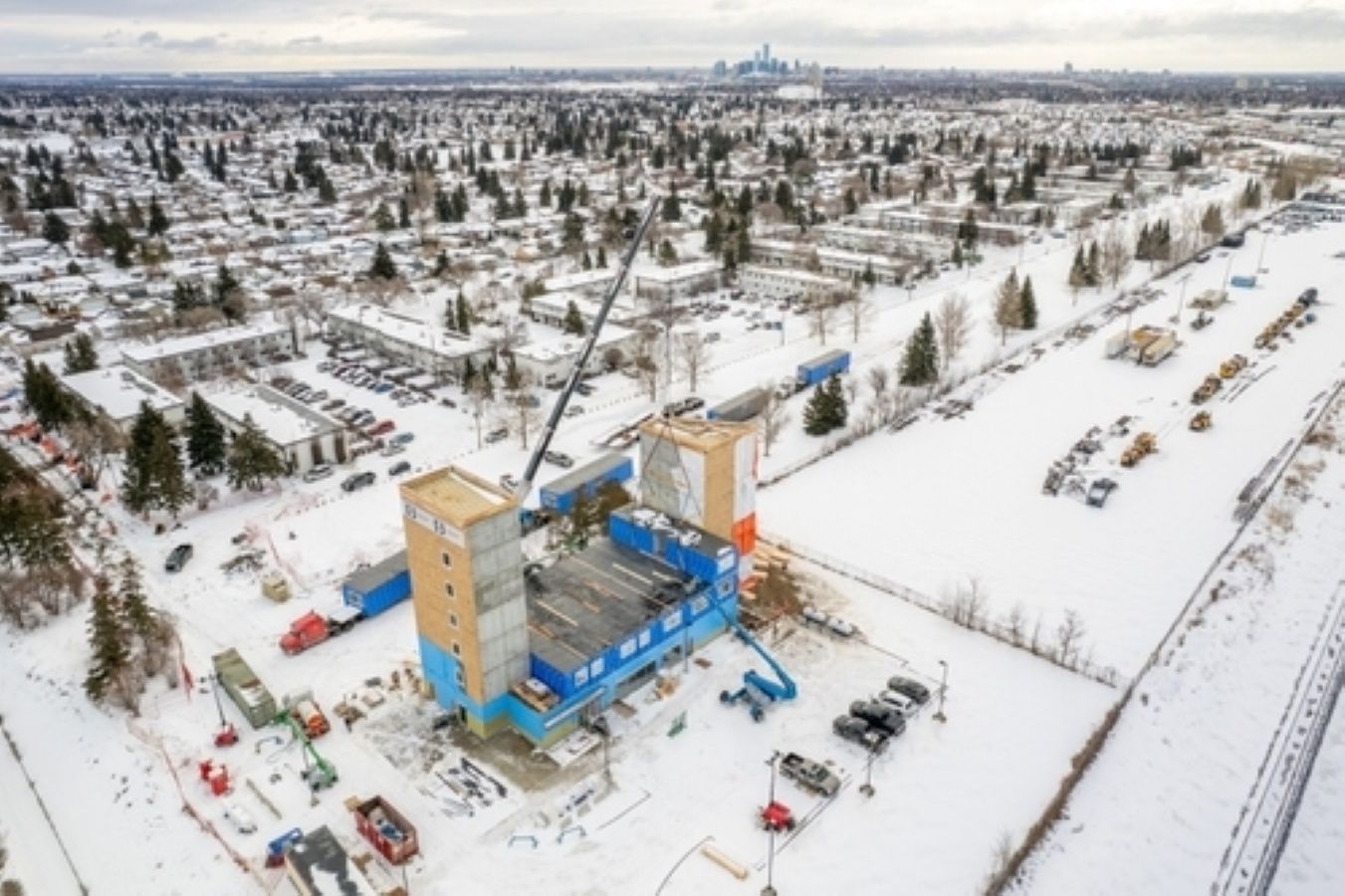 Travaux - Extérieur d'un projet de Maisons usinées et modulaires près de Calgary de Northgate Industries Ltd.