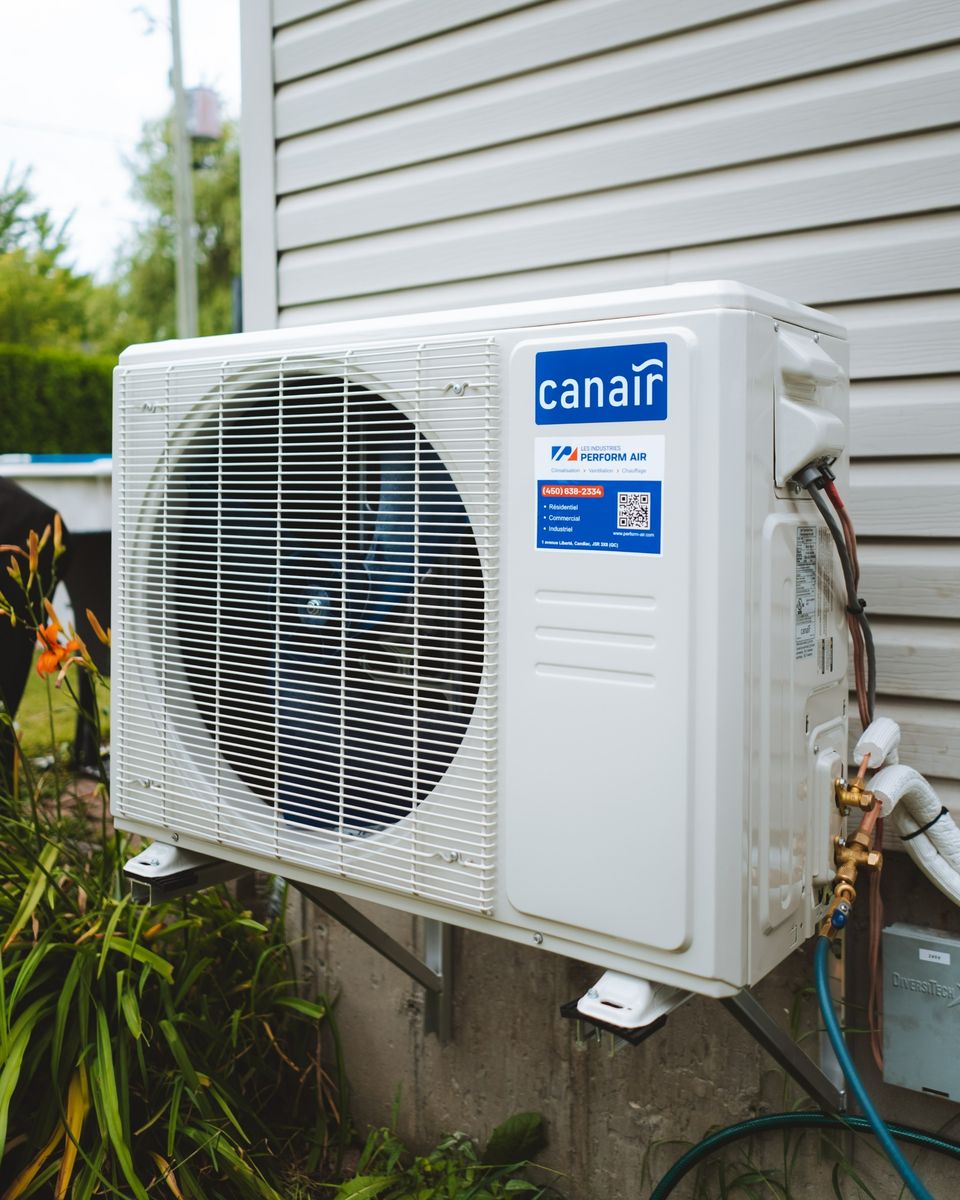 Mécanique du bâtiment d'un projet de Thermopompes près de Saint-Jean-sur-Richelieu (Montérégie) de Les Industries Perform Air