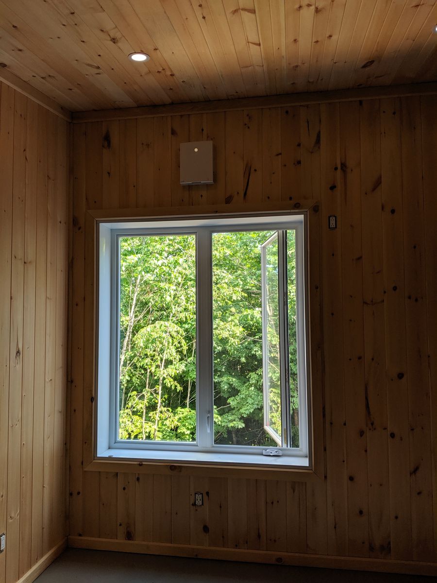 Dormitorio de un proyecto de tipo sistemas de ventilación y recuperación de calor cerca de Saint-Jérôme (Laurentides) por ProDuctAir
