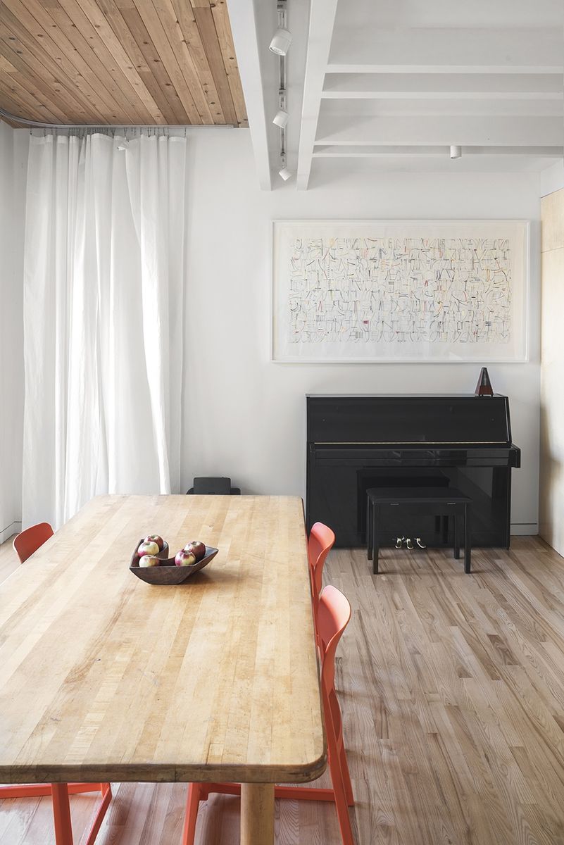 Salle à manger d'un projet de Maisons unifamiliales près de Montréal/Laval/Longueuil (Grand Montréal) de MOA