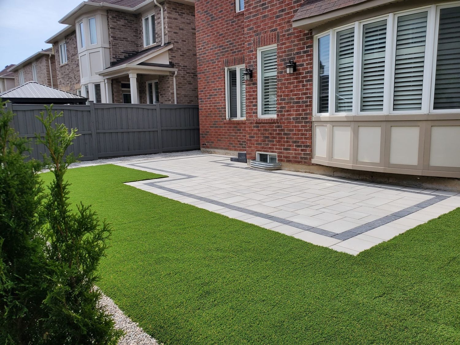 d'un projet de Patios, Pergolas et Gazebos près de Toronto (Grand Toronto) de Pinnacle Stone And Design