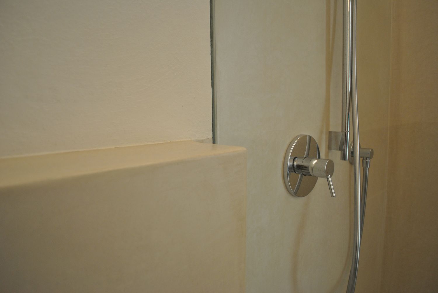 Bathroom from a Natural plasters project near Montreal (Greater Montreal) by Distribution Tockay inc.