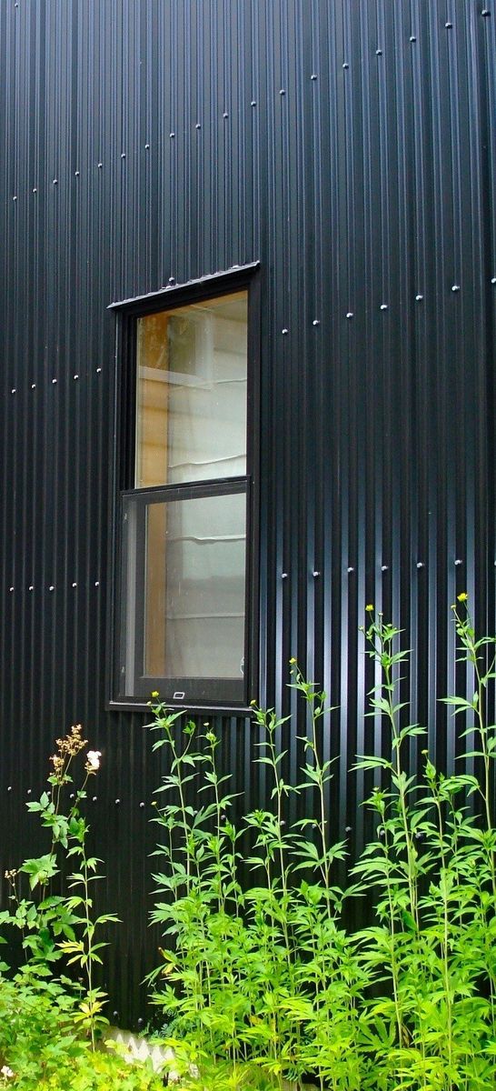  d'un projet de Maisons unifamiliales près de Montréal/Laval/Longueuil (Grand Montréal) de Atelier Schleiss Architectes