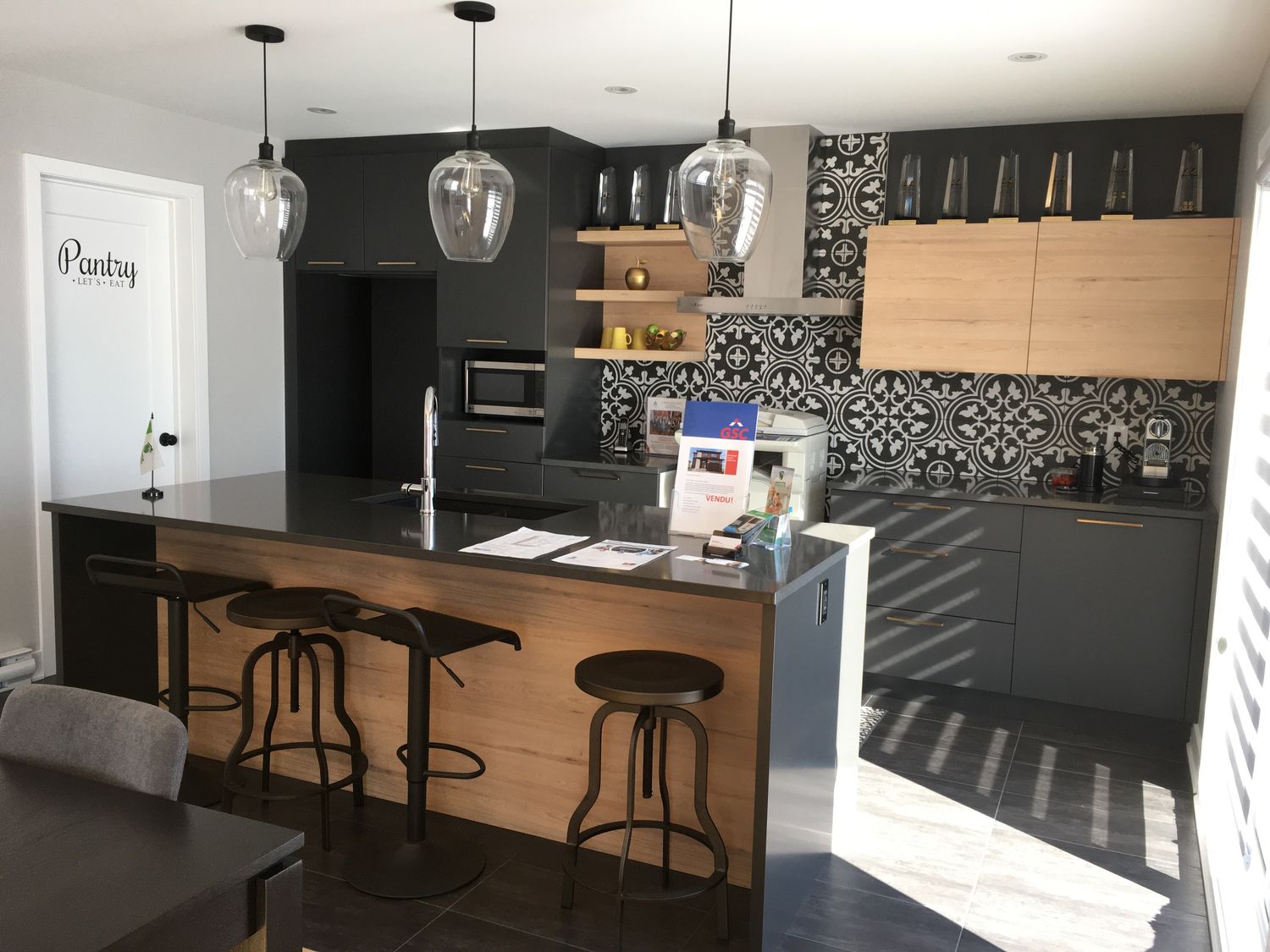 Kitchen from a Single family homes project near Granby - Bromont - Cowansville by GAÉTAN SIROIS CONSTRUCTION INC