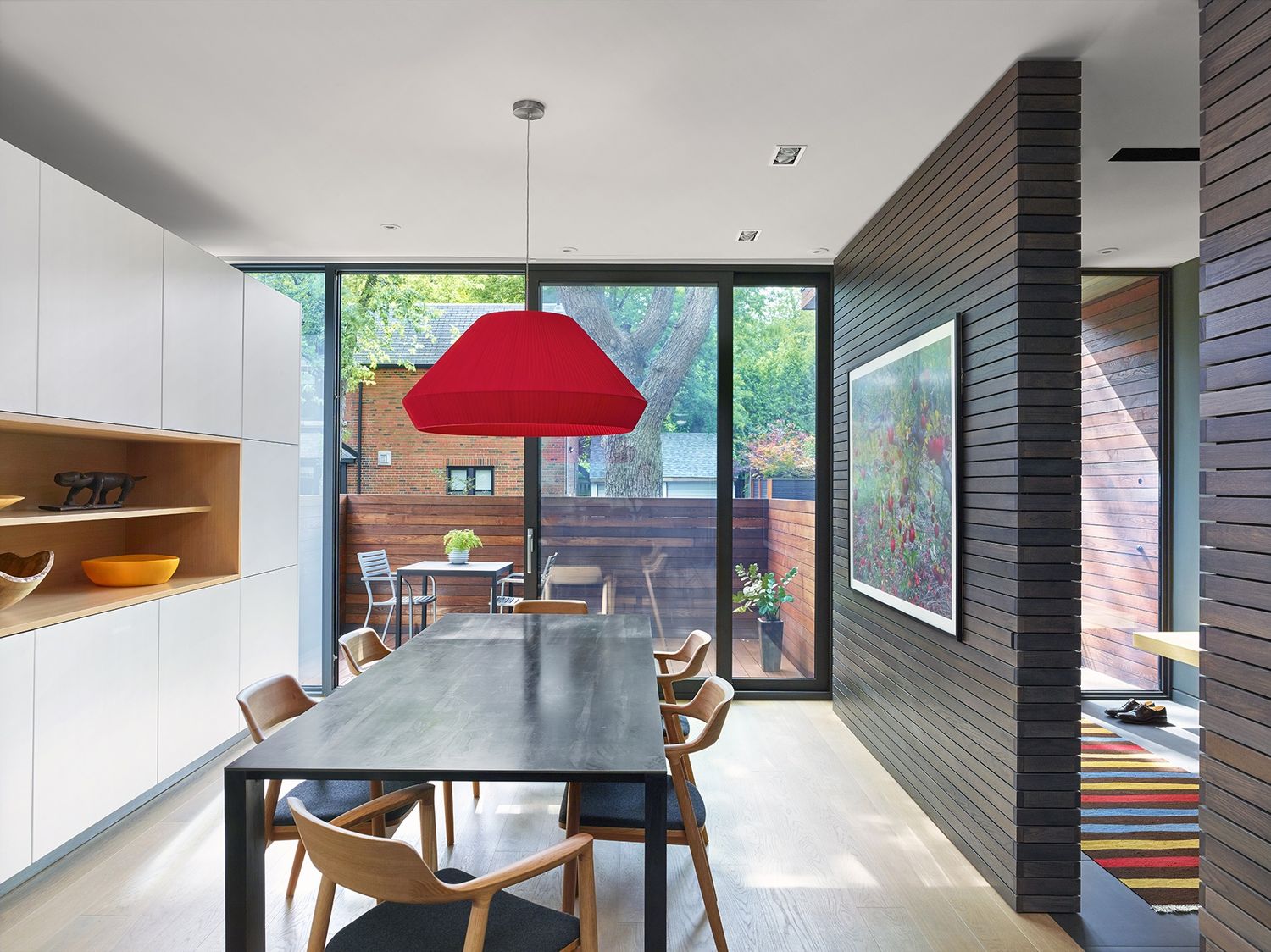 Dining Room from a Single family homes project near Toronto (Greater Toronto) by Dubbeldam Architecture + Design