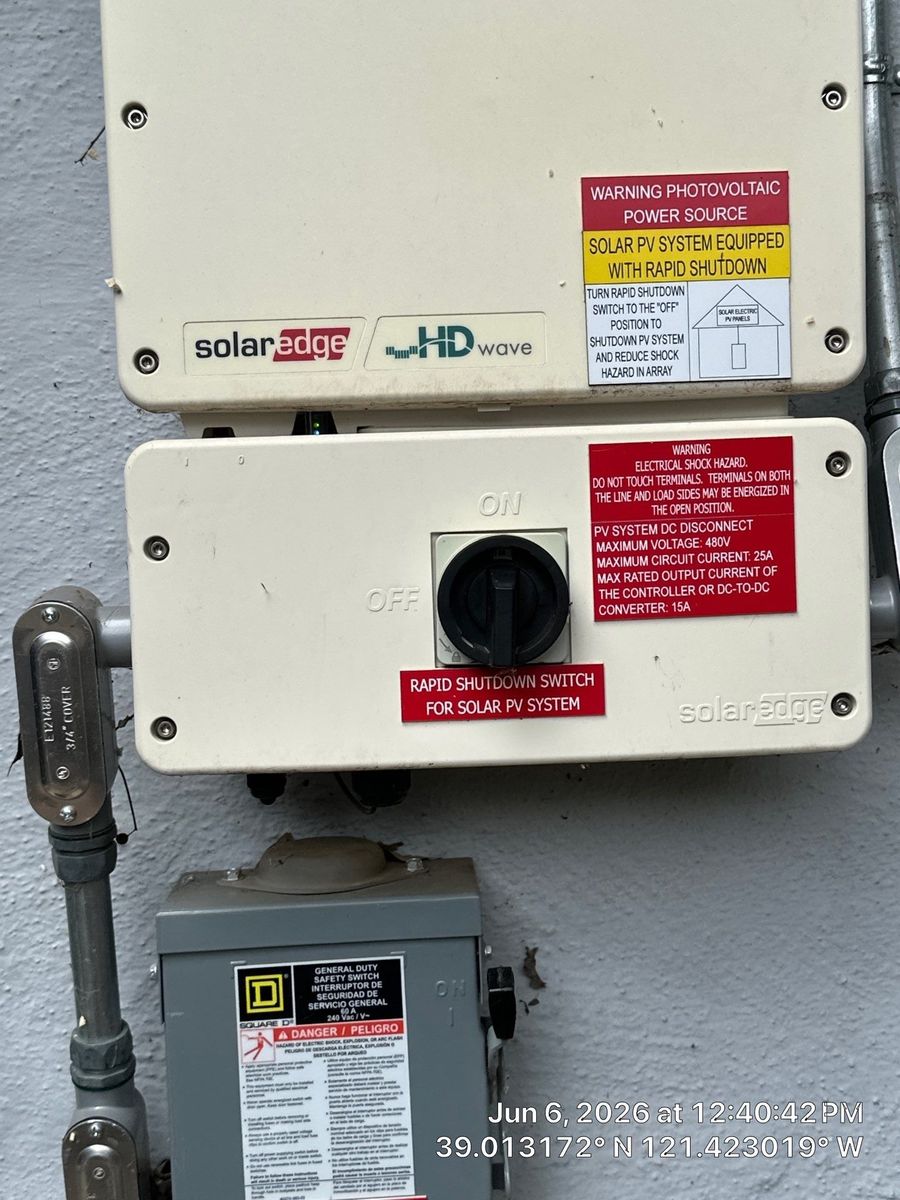  from a Photovoltaic Solar Panels project near Sacramento by L J Heating & Air Conditioning Inc