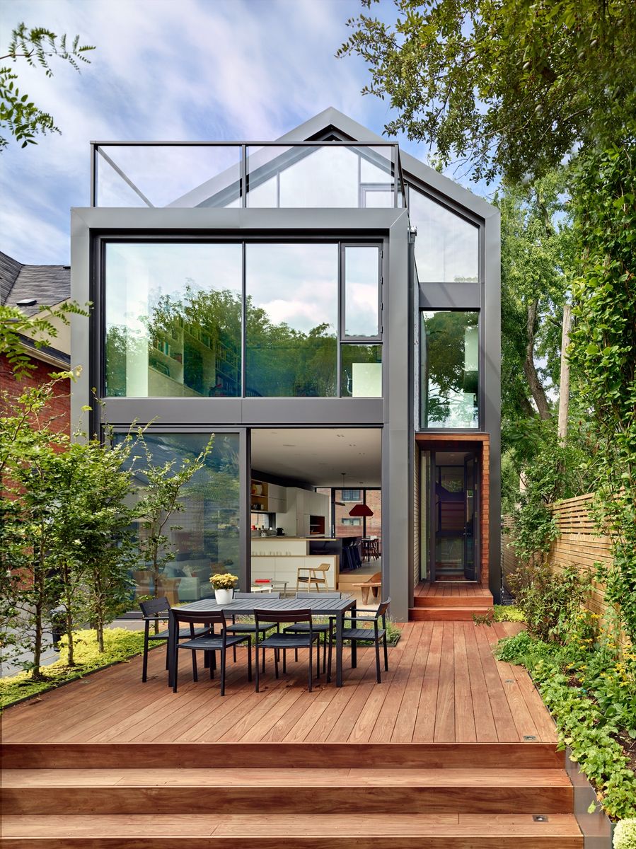 Backyard from a Single family homes project near Toronto (Greater Toronto) by Dubbeldam Architecture + Design