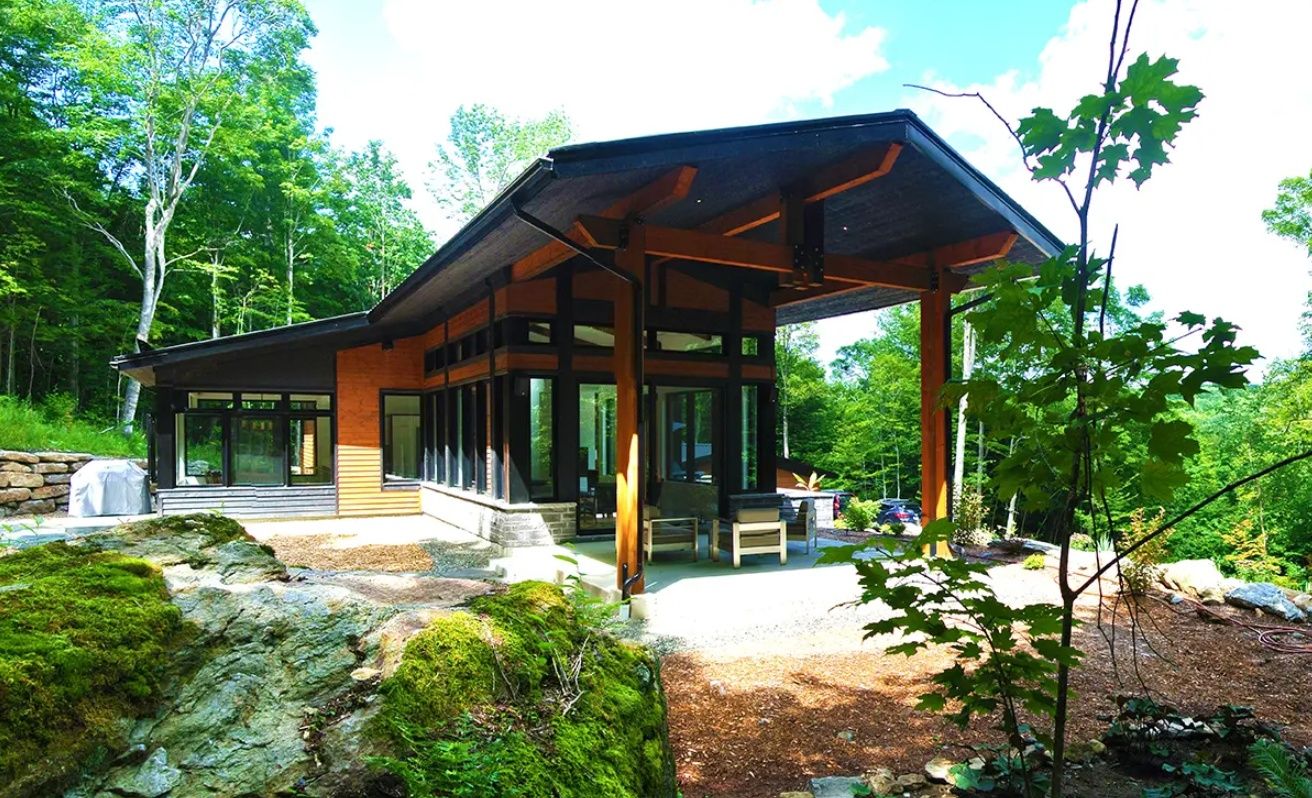 House Exterior from a Prefab and Modular Houses project near Montreal (Greater Montreal) by PrefabHAUS - Prefab Finders