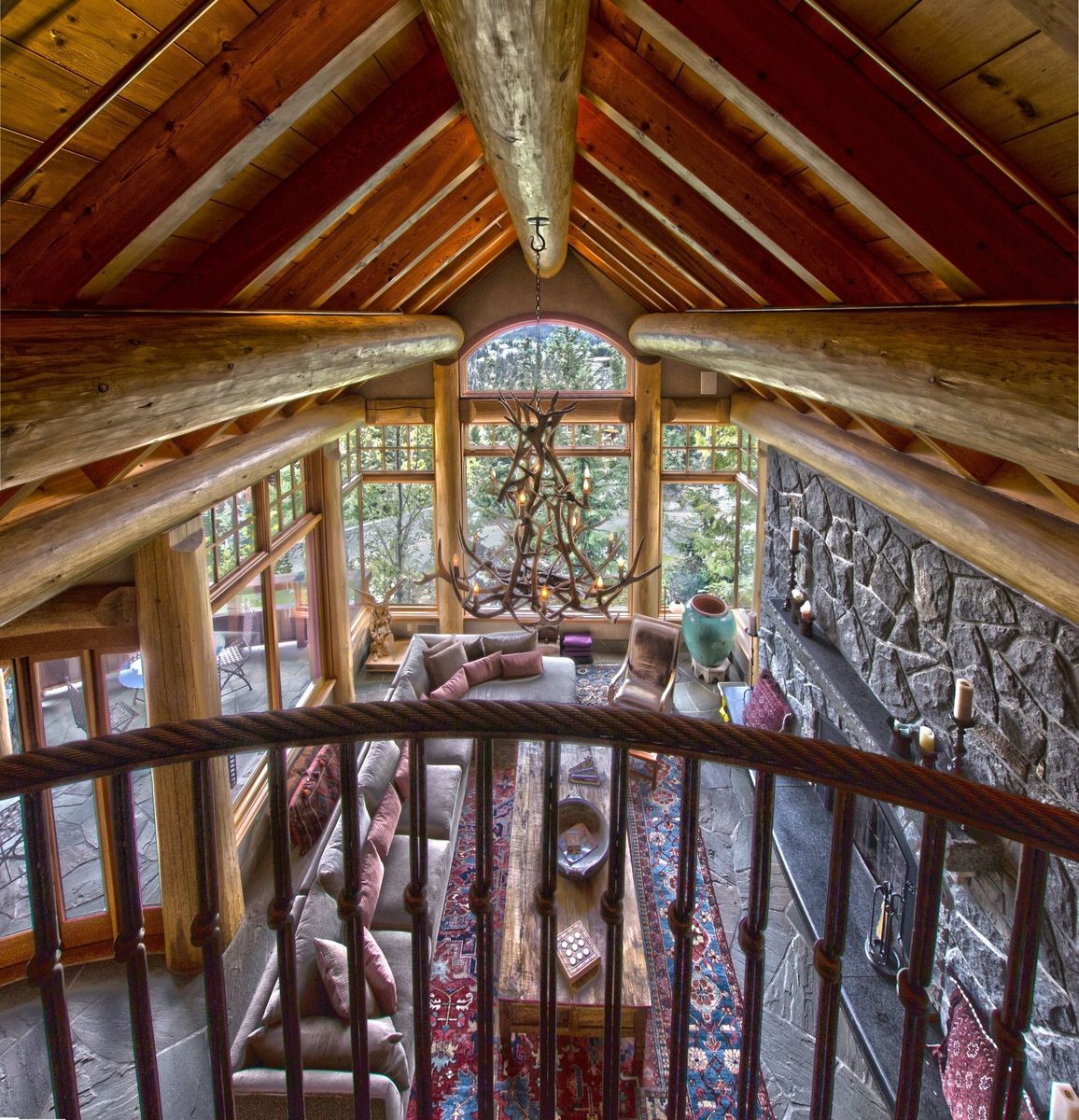  de un proyecto de tipo Armazones de madera maciza cerca de Squamish - Whistler por Dürfeld Log & Timber Inc.