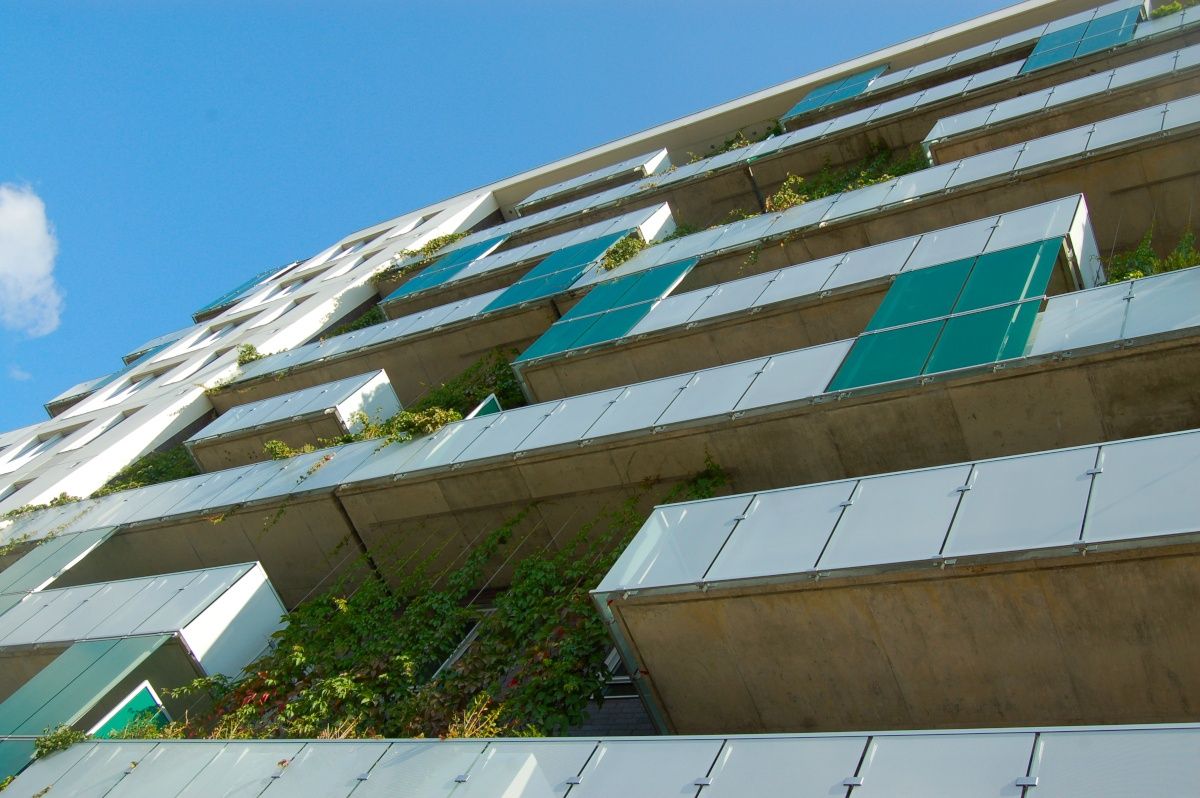 Terrasse et balcon d'un projet de Murs végétaux près de Montréal/Laval/Longueuil (Grand Montréal) de La Ligne Verte : Toit vert inc.