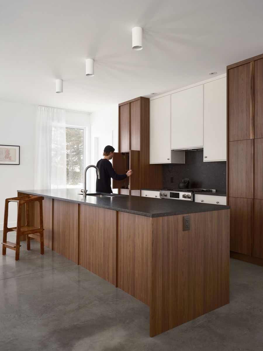 Kitchen from a Single family homes project near Montreal (Greater Montreal) by Écorce architecture écologique