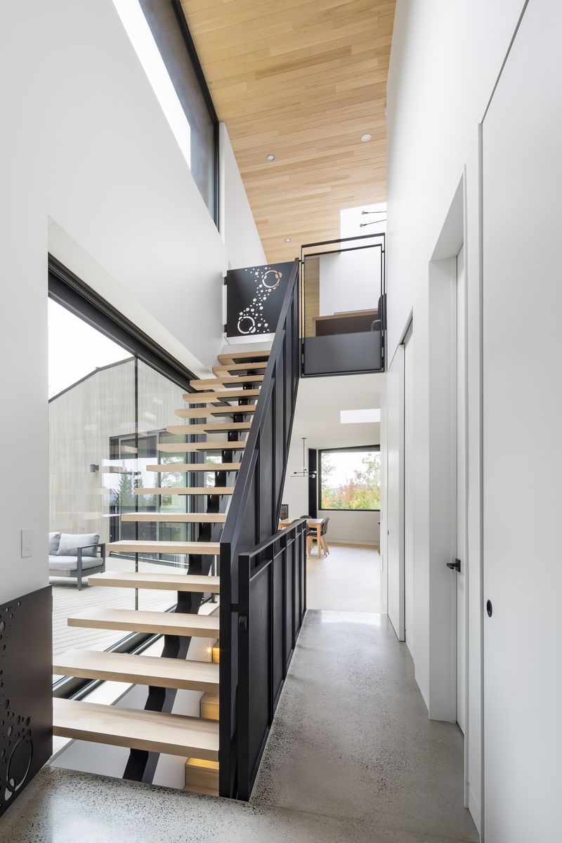 Escaliers d'un projet de Maisons unifamiliales près de Montréal/Laval/Longueuil (Grand Montréal) de Écohabitations boréales