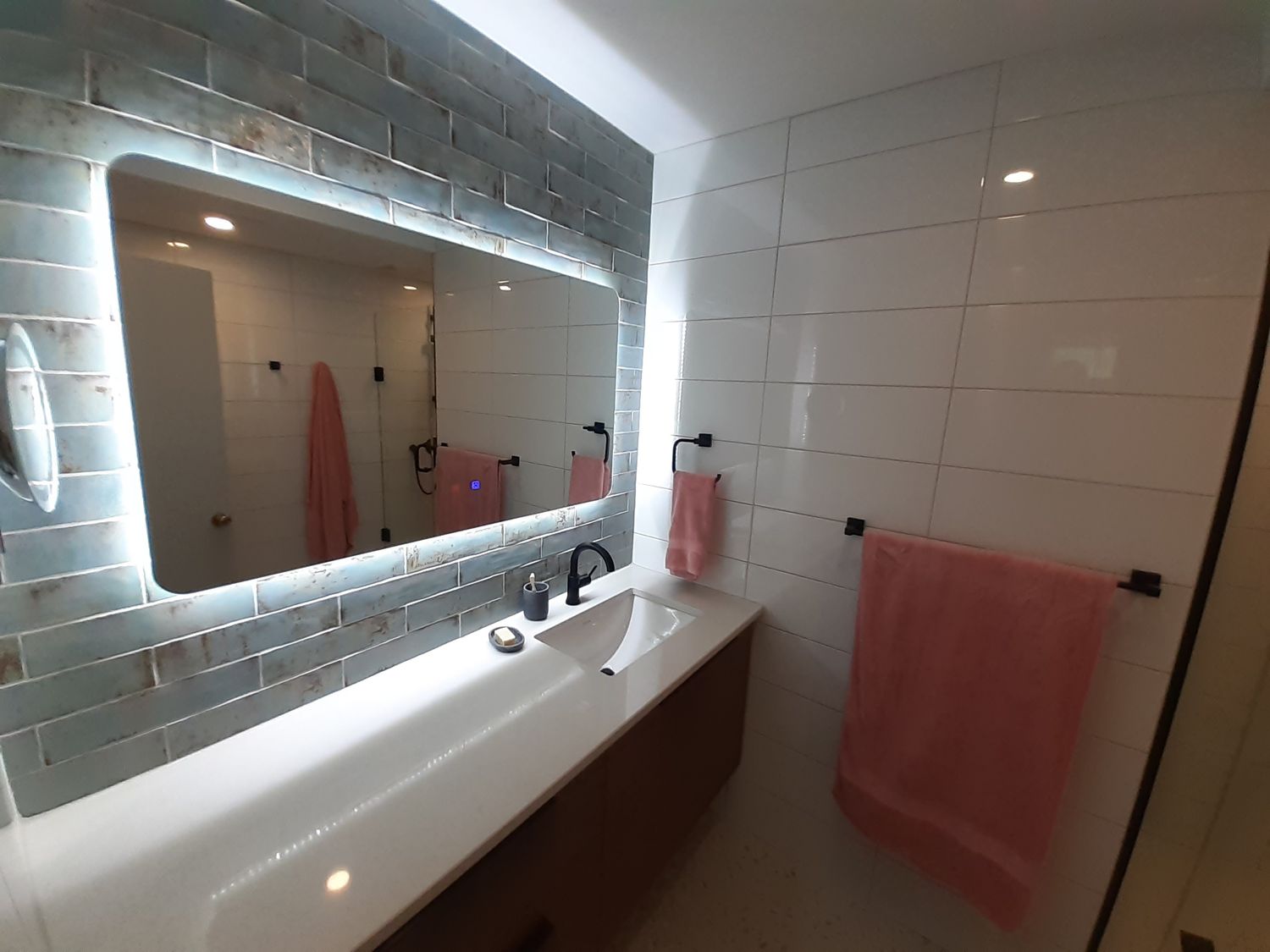 Salle de bain d'un projet de Douches près de Québec/Lévis (Ville de Québec) de Concept Construction