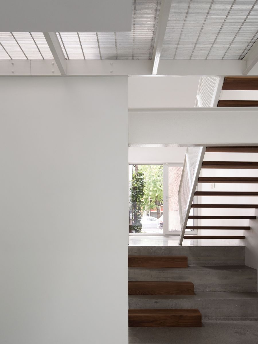 Staircase from a Single family homes project near Montreal (Greater Montreal) by Paul Bernier Architecte