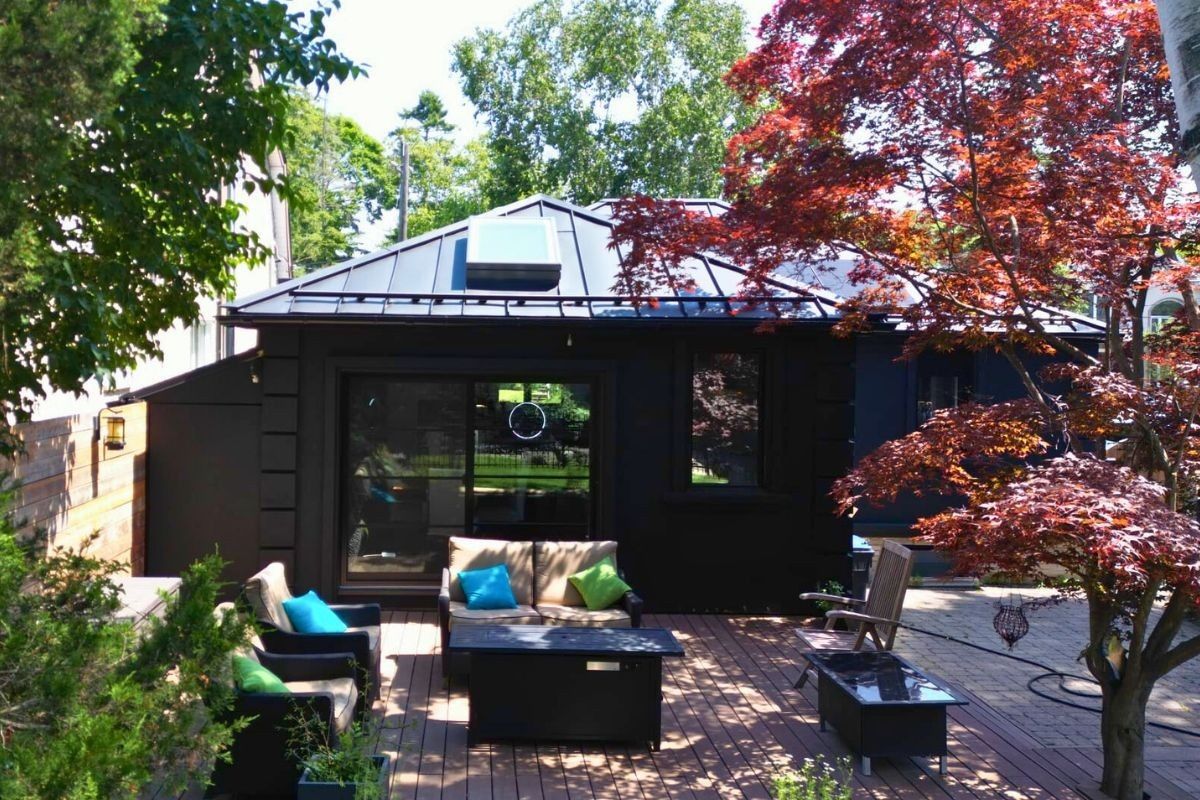  from a Roofs project near Toronto (Greater Toronto) by Monarchy Roofing