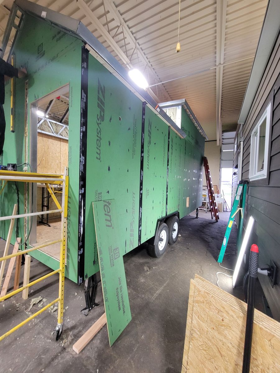 Construcción de exteriores de casas de un proyecto de tipo Mini casas cerca de Columbus por Rulaco Remodeling and Tiny Homes