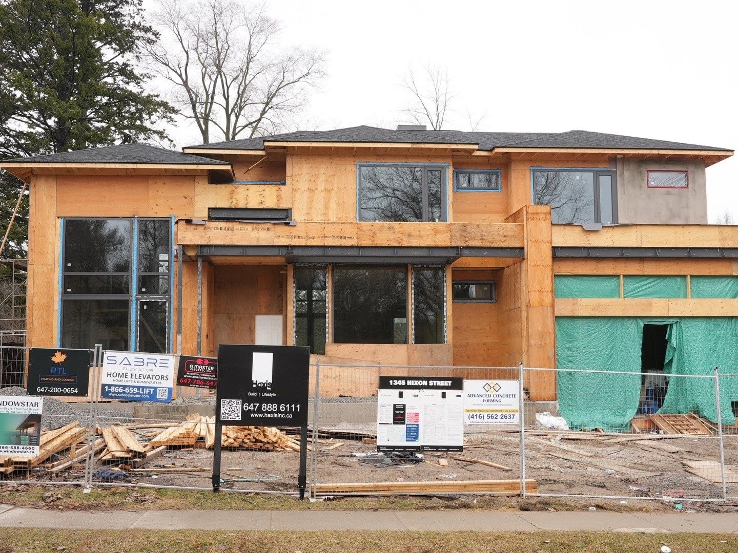  from a Windows project near Toronto (Greater Toronto) by Window Star