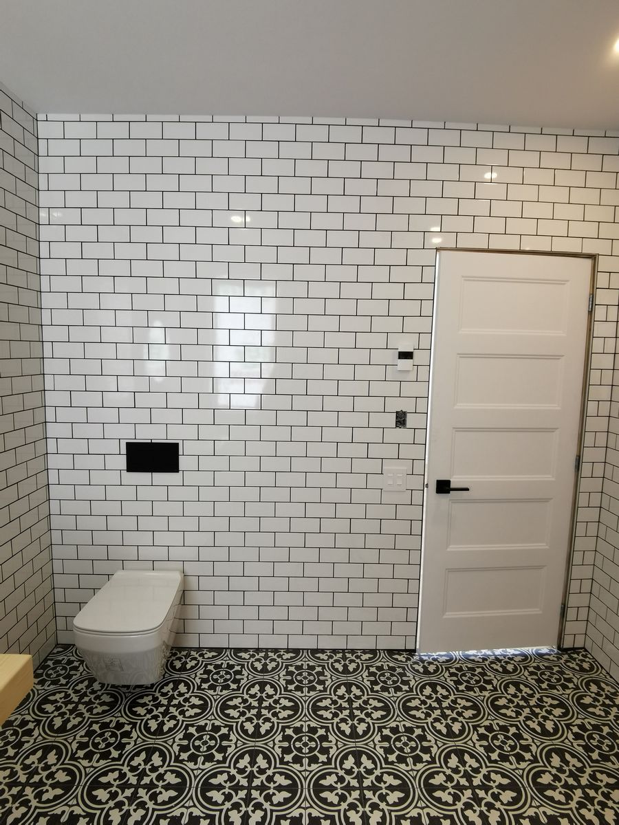Bathroom from a Bathrooms project near Saguenay - Lac-Saint-Jean by Solutions Expert SSS