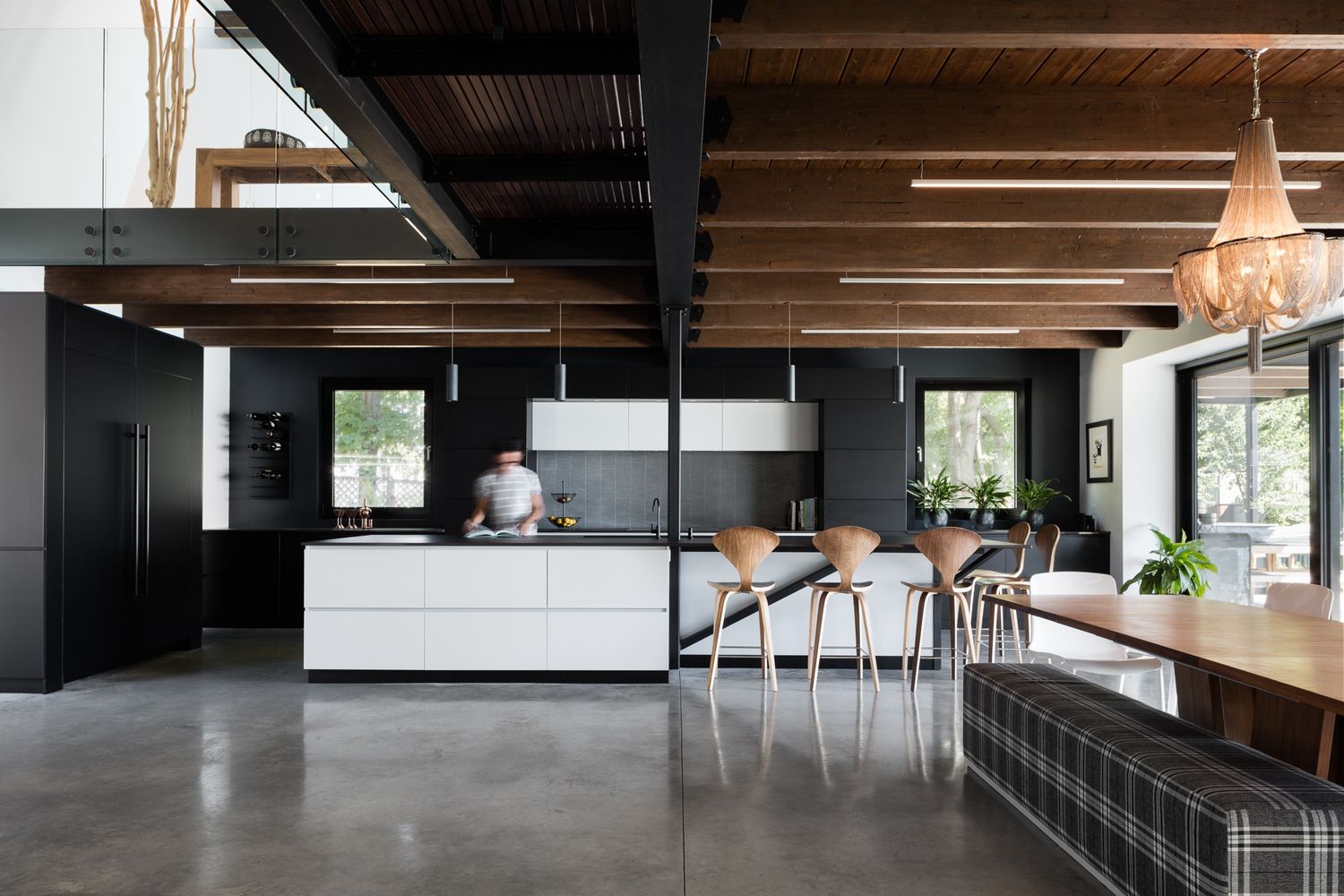 Cocina de un proyecto de tipo Ampliaciones del hogar cerca de Montreal (Gran Montreal) por GHOCHE ARCHITECTE