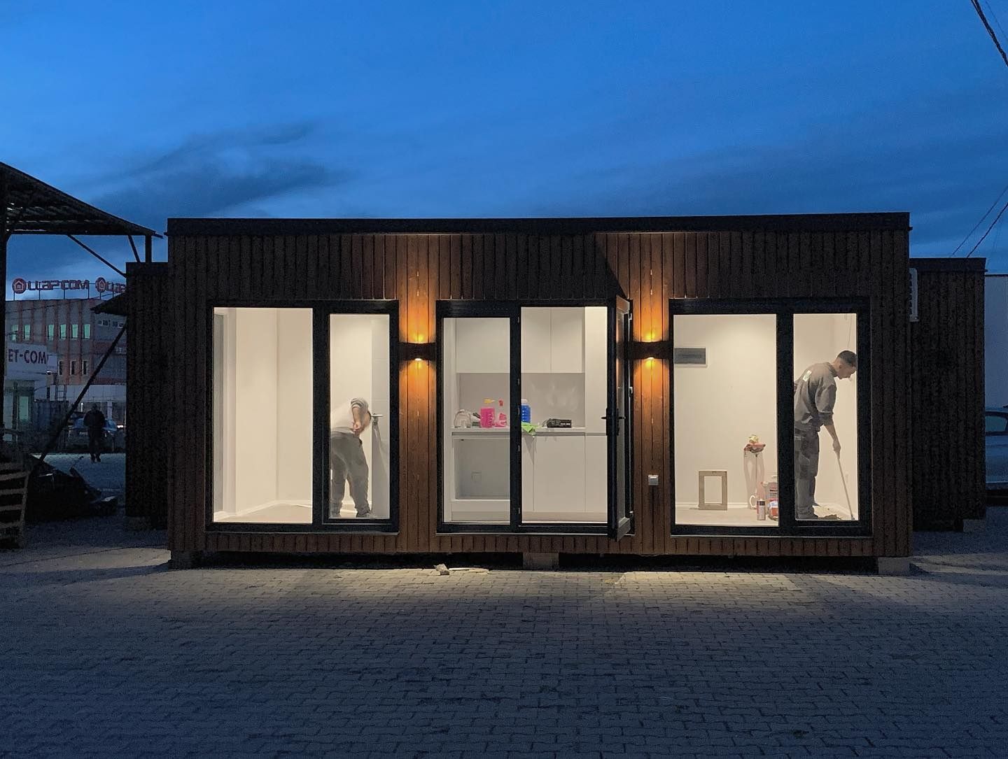 Travaux - Extérieur d'un projet de Maisons usinées et modulaires près de Whitehorse de Tree House