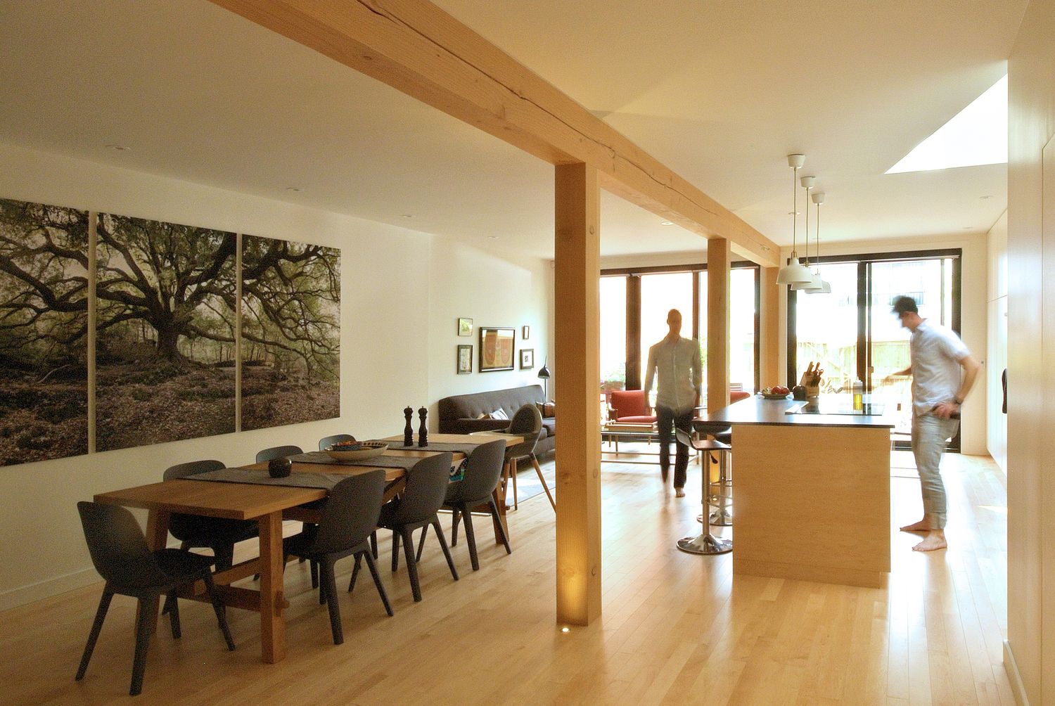 Dining Room from a Home extensions project near Montreal (Greater Montreal) by Studio MMA Architects