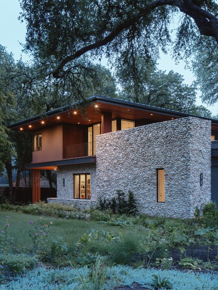 Finition extérieur d'un projet de Maisons unifamiliales près de Austin de Clark Richardson Architects