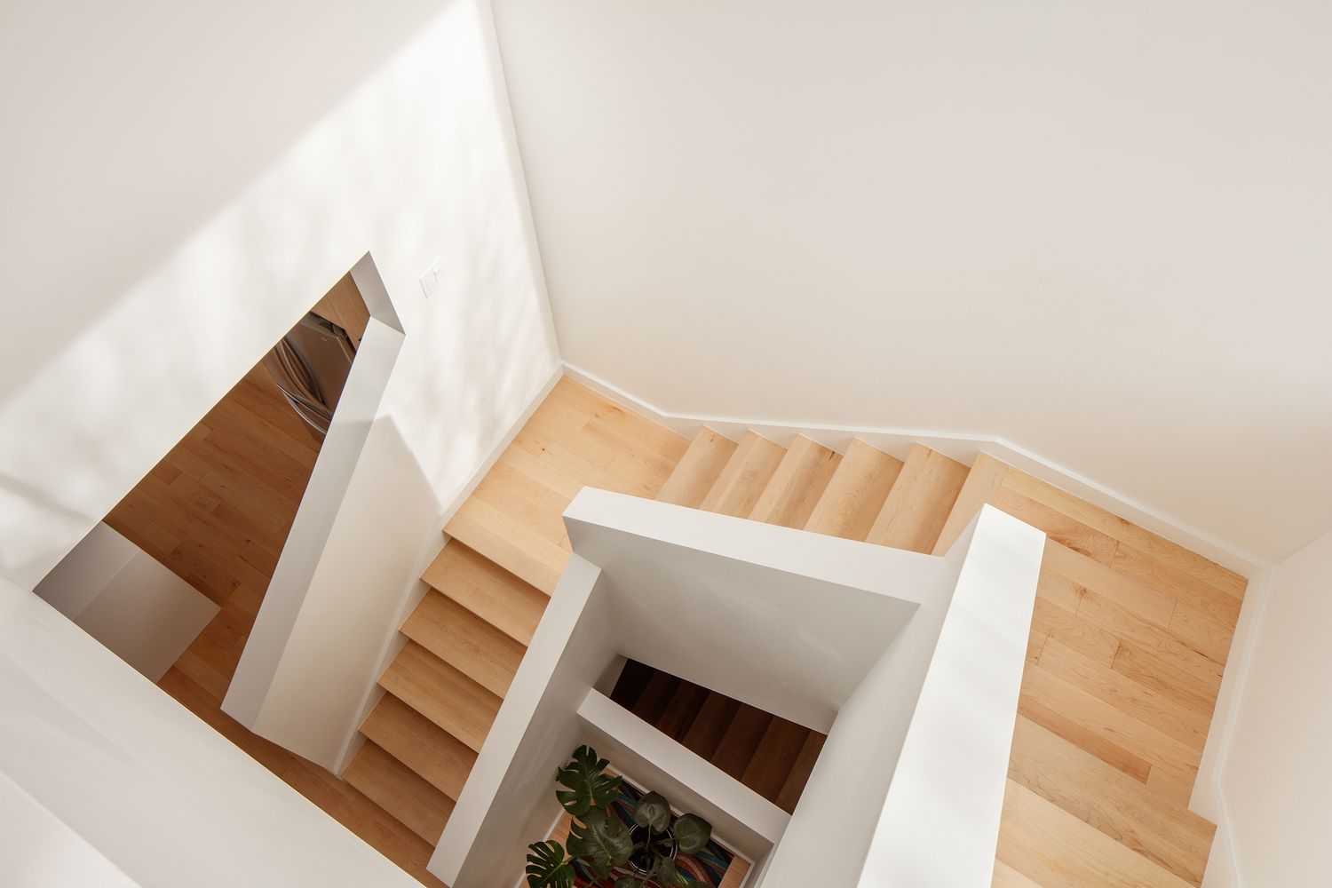 Staircase from a Second Floor Additions project near Montreal (Greater Montreal) by Studio MMA Architects