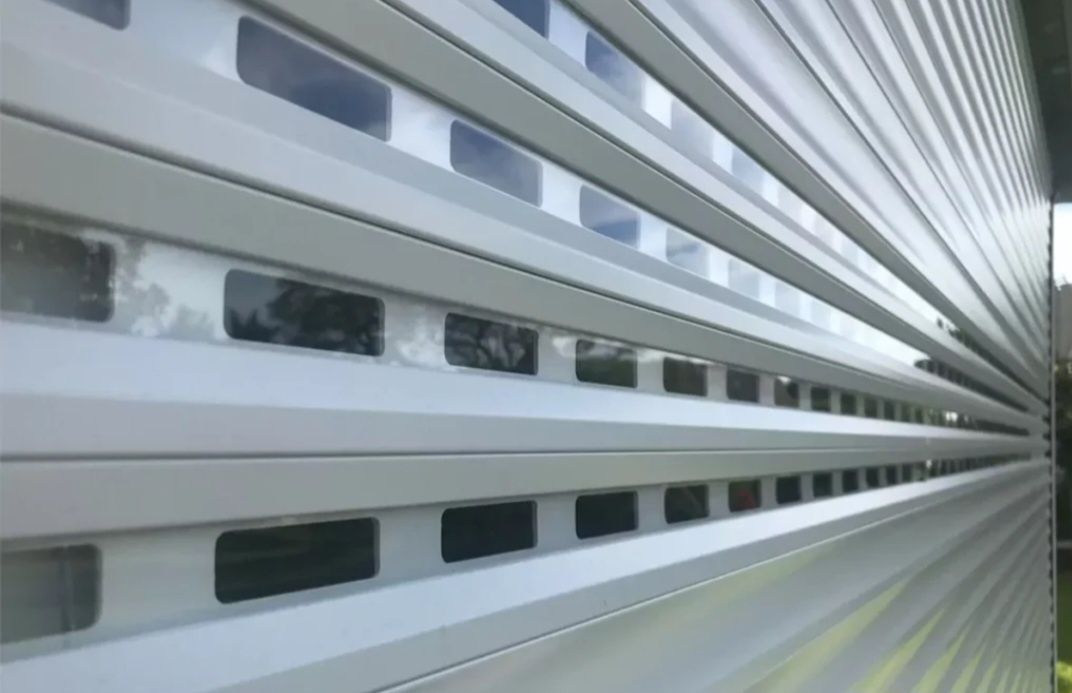 Exterior Finishes from a Roller shutters project near Montreal (Greater Montreal) by ombraluxe