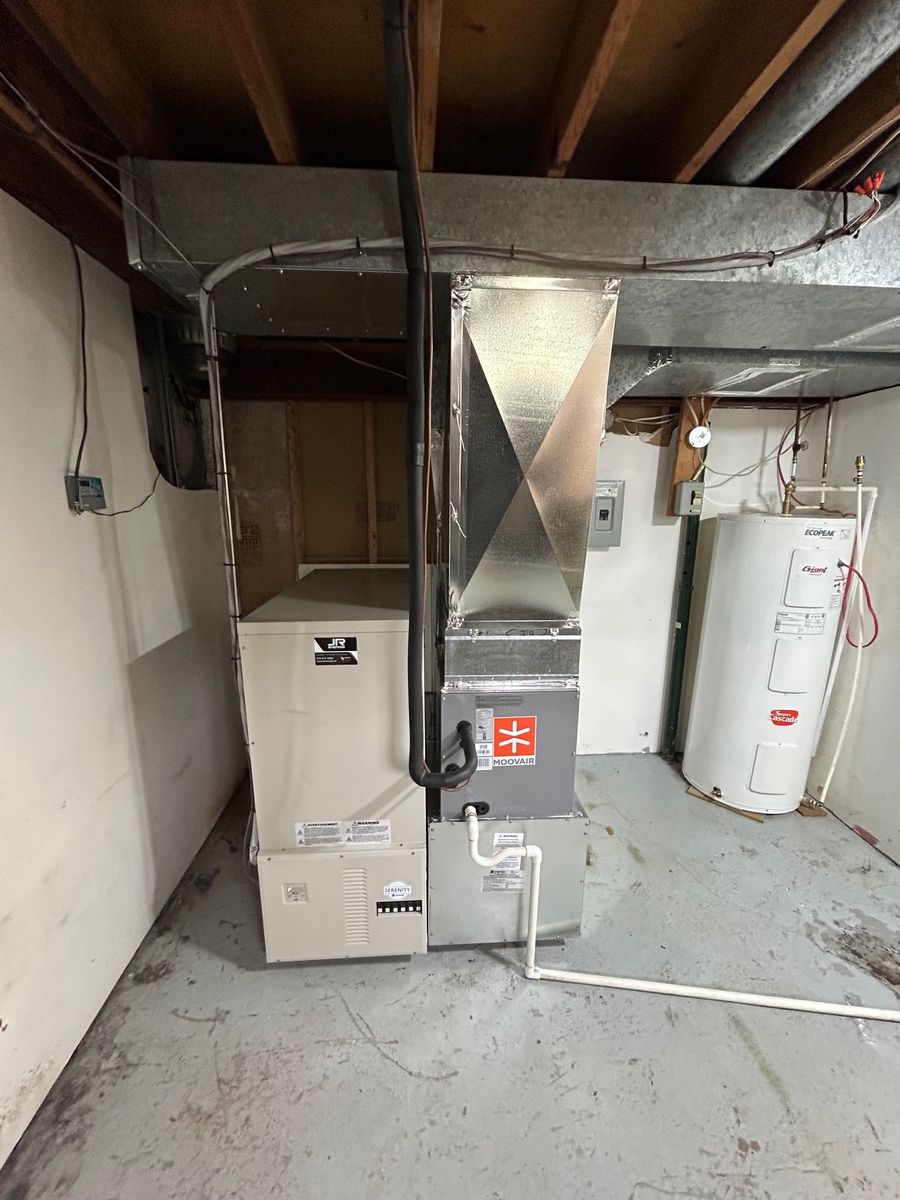 Instalaciones mecánicas de un proyecto de tipo Calefaccion con almacenamiento térmico cerca de Montreal (Gran Montreal) por Groupe Jr inc