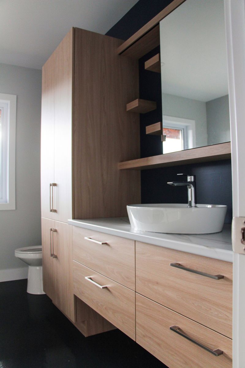 Baño completo de un proyecto de tipo Viviendas unifamiliares cerca de Rimouski (Bas-Saint-Laurent) por Construction Norac