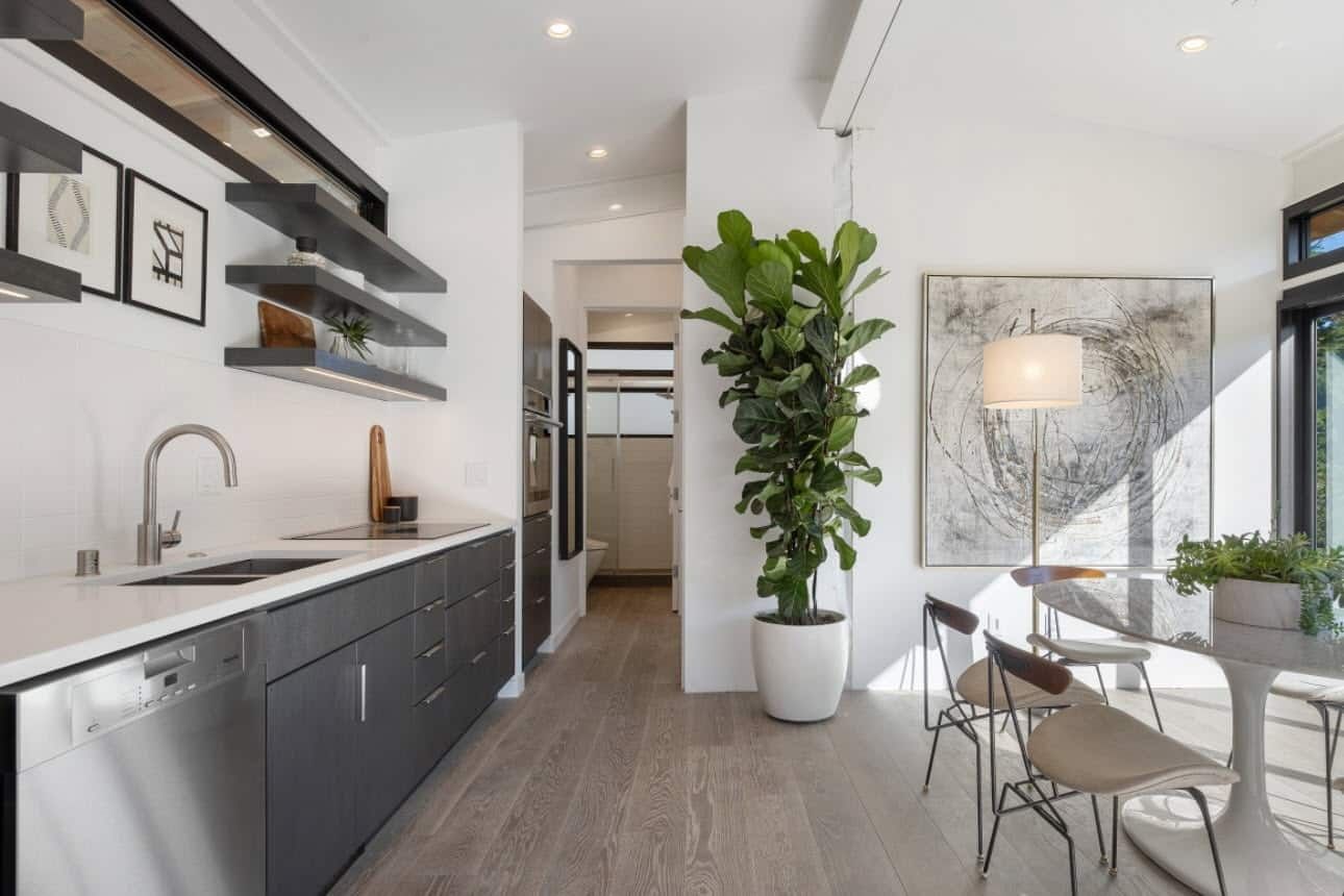 Cocina de un proyecto de tipo Unidades de vivienda accesorias (ADU) cerca de Los Ángeles - Long Beach - Anaheim por Digz2Go Prefabricated Homes