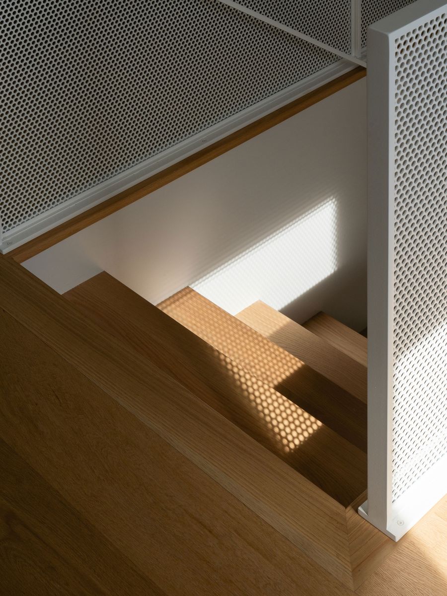 Escaliers d'un projet de Maisons unifamiliales près de Montréal/Laval/Longueuil (Grand Montréal) de Atelier L'Abri