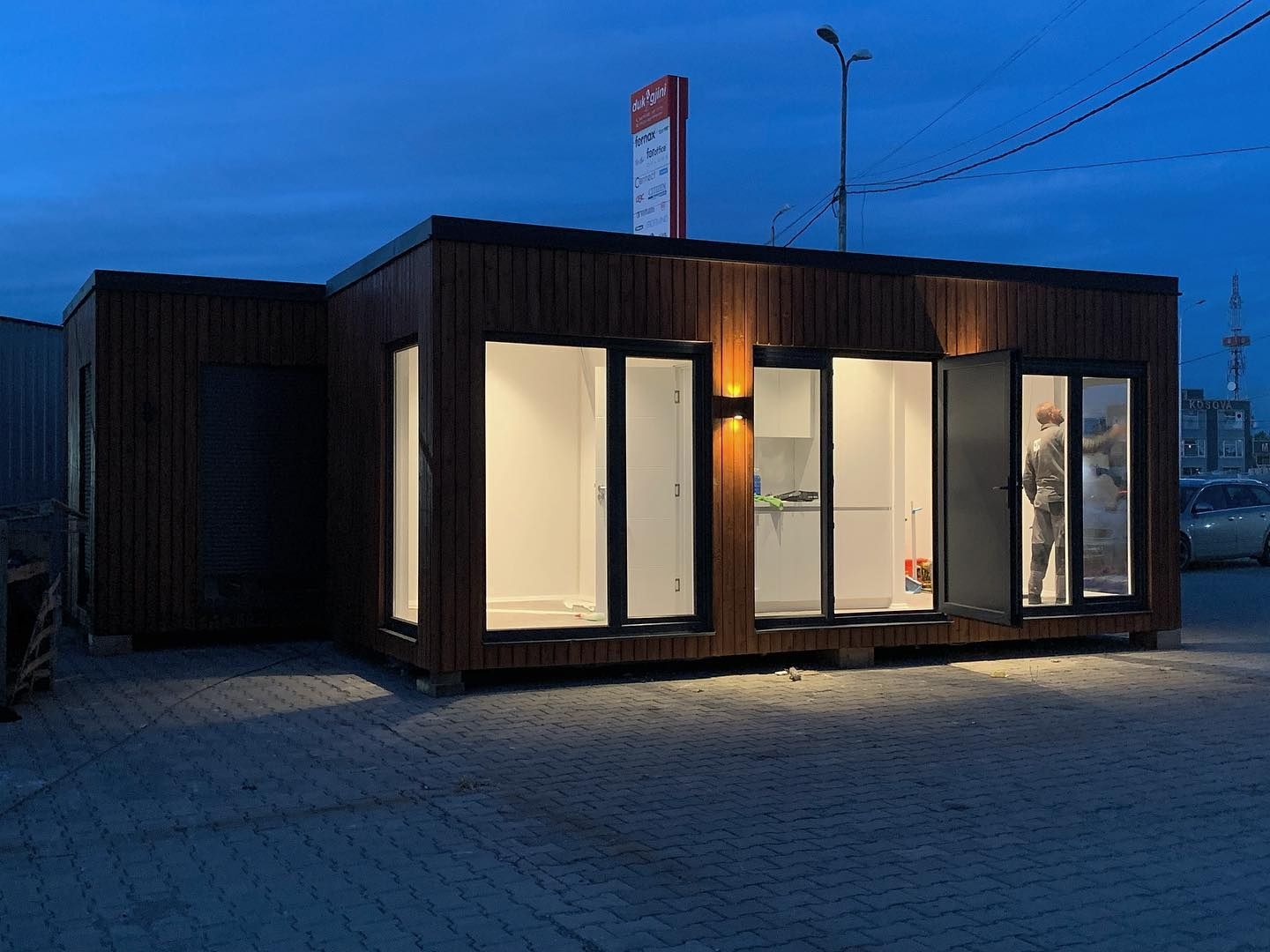 Travaux - Extérieur d'un projet de Maisons usinées et modulaires près de Whitehorse de Tree House