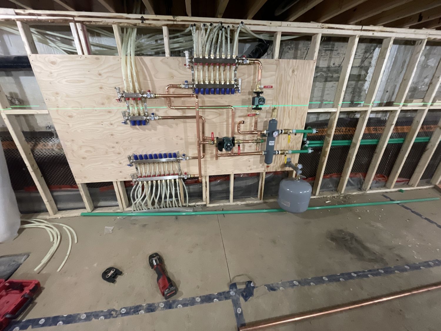 Instalaciones mecánicas de un proyecto de tipo Calderas de condensación cerca de Montreal (Gran Montreal) por Thermo-Rad inc