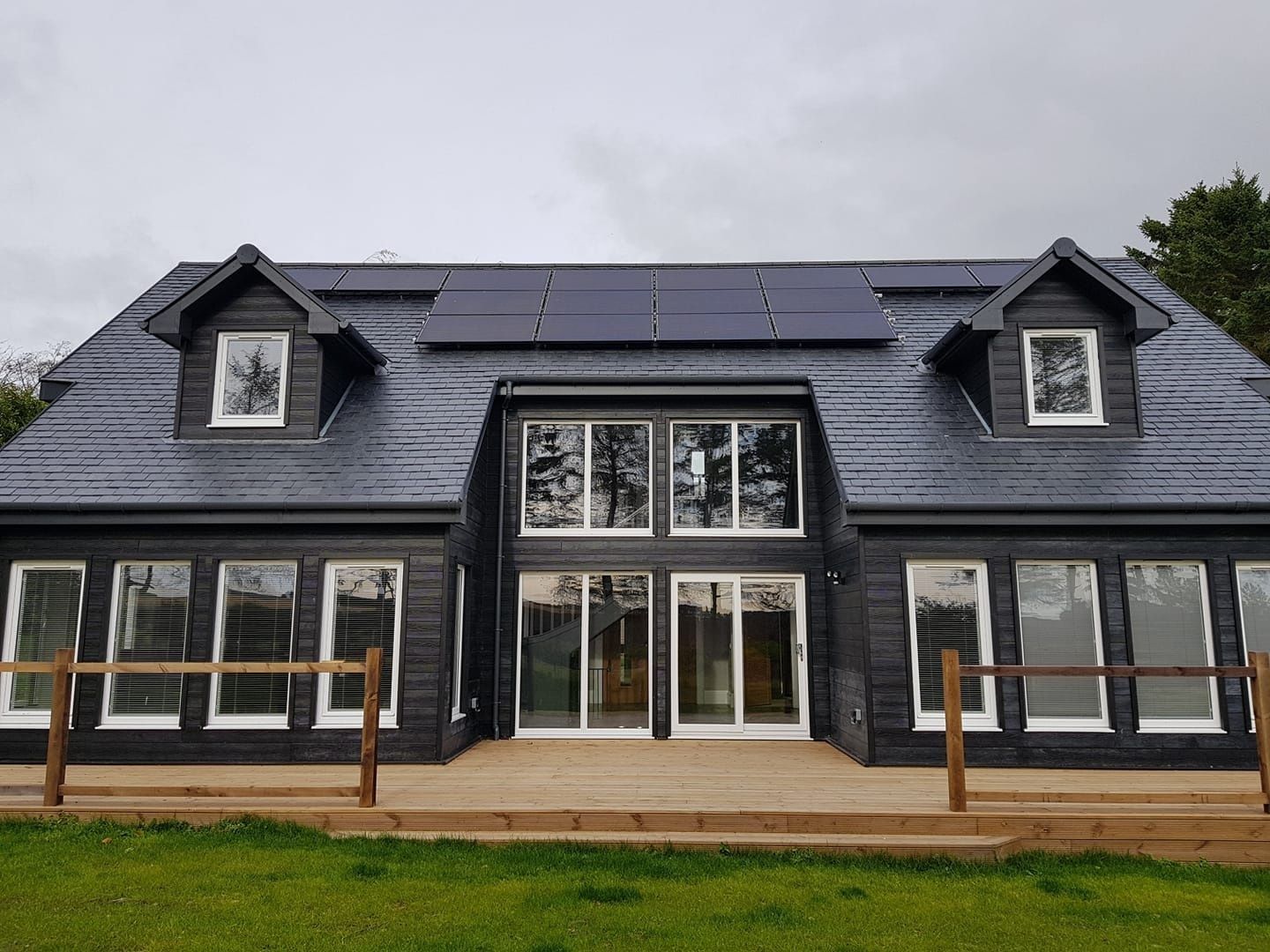 Building mechanicals from a Photovoltaic Solar Panels project near New York-Newark-Jersey City by Scottish Energy Saving