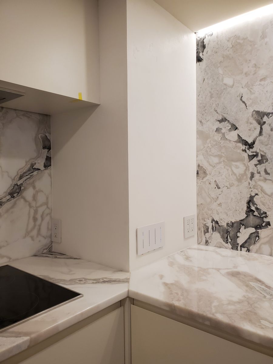 Kitchen from a Natural plasters project near Montreal (Greater Montreal) by Distribution Tockay inc.