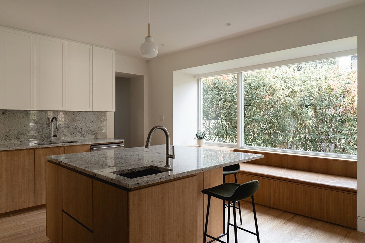 Cocina de un proyecto de tipo Viviendas unifamiliares cerca de Montreal (Gran Montreal) por Atelier L'Abri