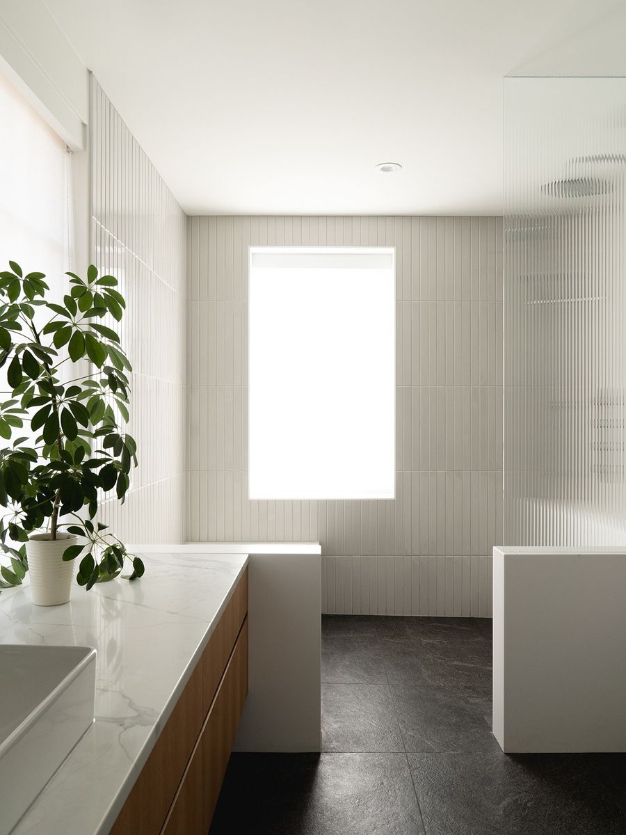 Bathroom from a Single family homes project near Montreal (Greater Montreal) by Atelier L'Abri
