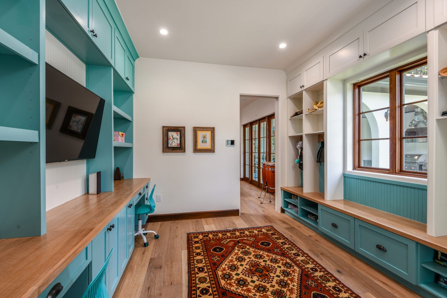 Home Office from a Single family homes project near Miami by Turning Leaf Construction